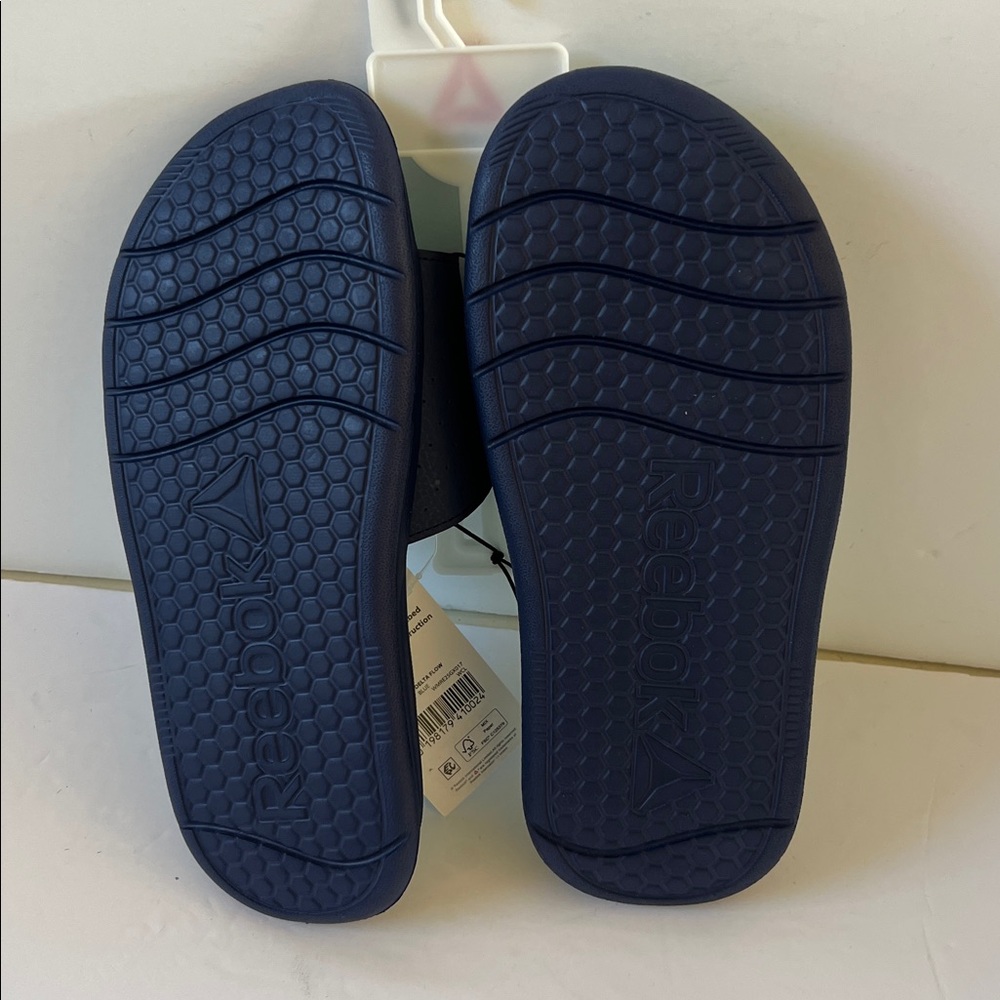 New Reebok Memory Foam Slides - Picture 2 of 5